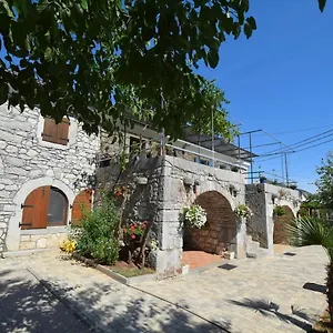 Insula Insule - Rustic & Peaceful Skrbčići